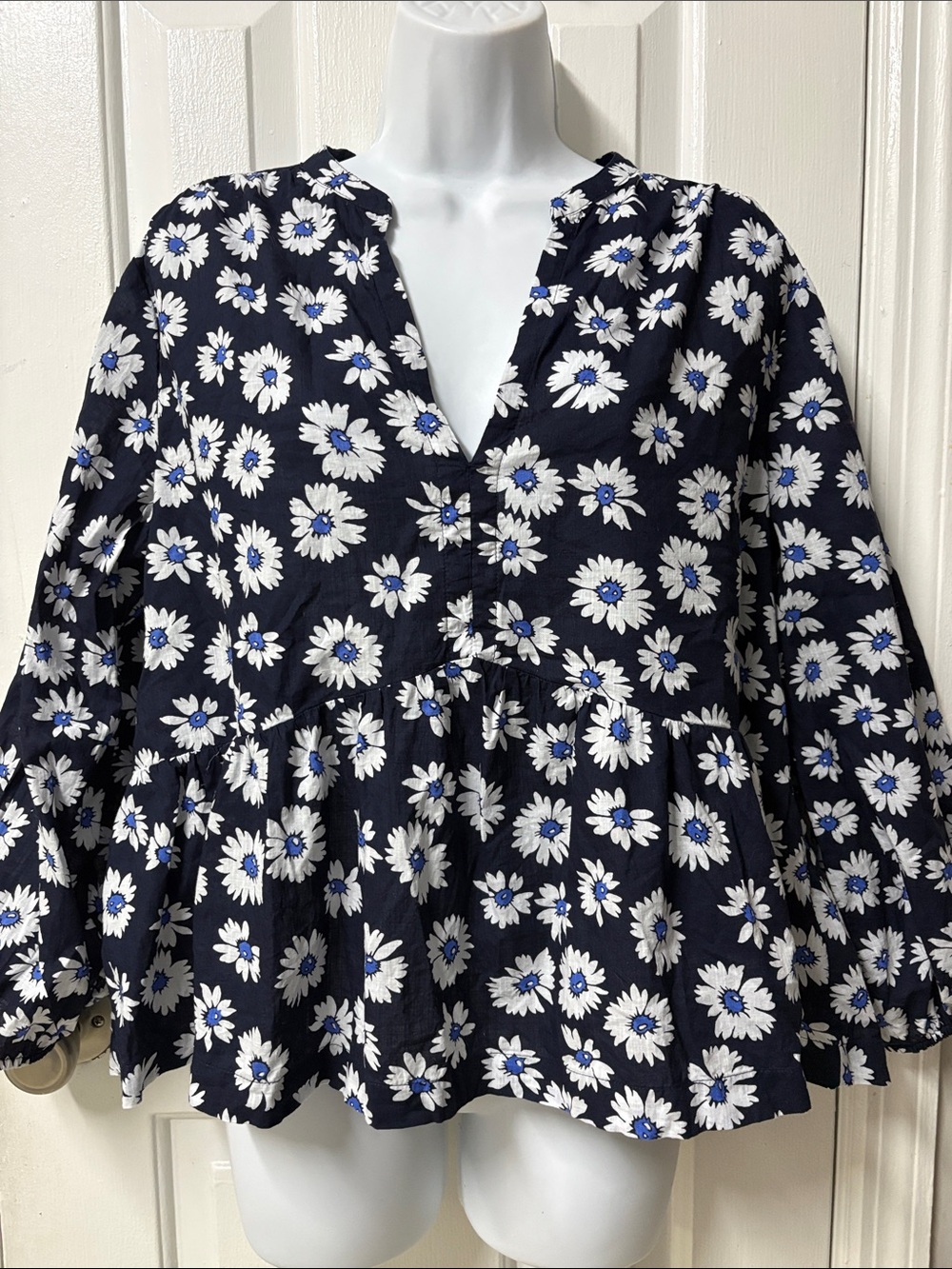 GAP Navy Floral Peplum Tunic with White & Blue Daisies